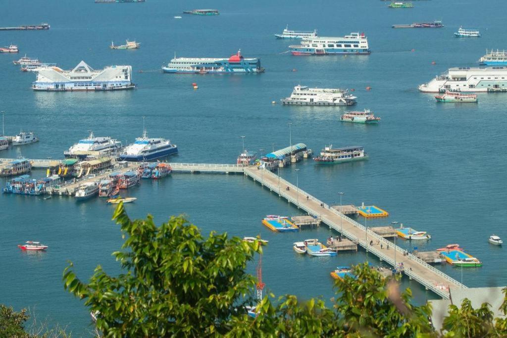 R-Con Residence Pattaya Εξωτερικό φωτογραφία