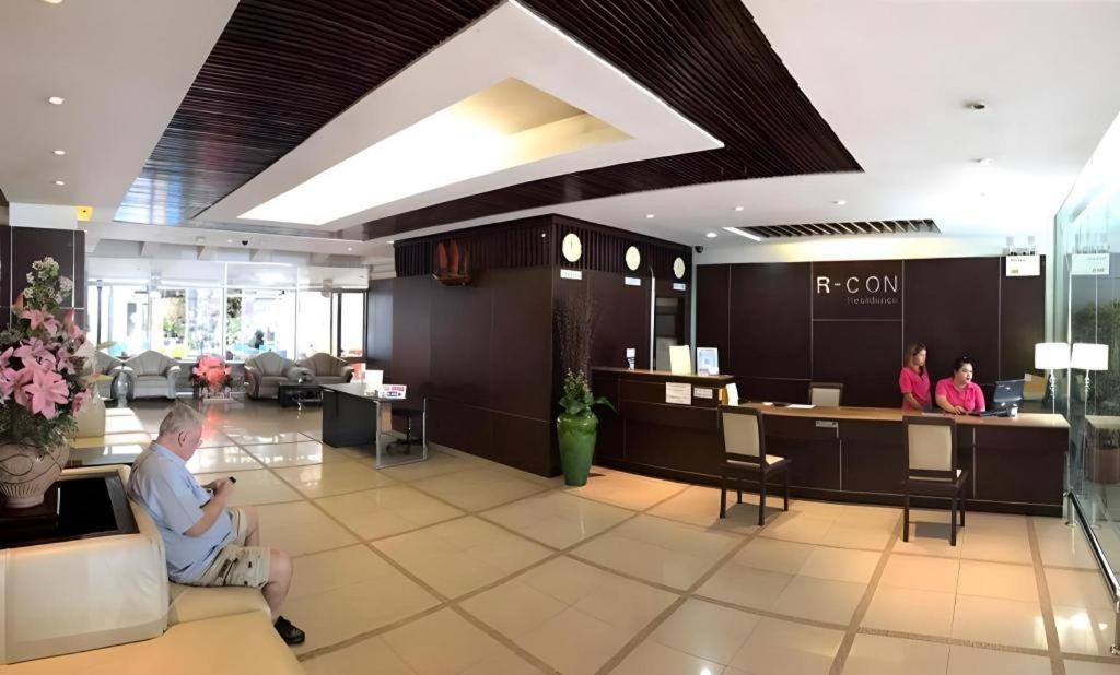 R-Con Residence Pattaya Εξωτερικό φωτογραφία
